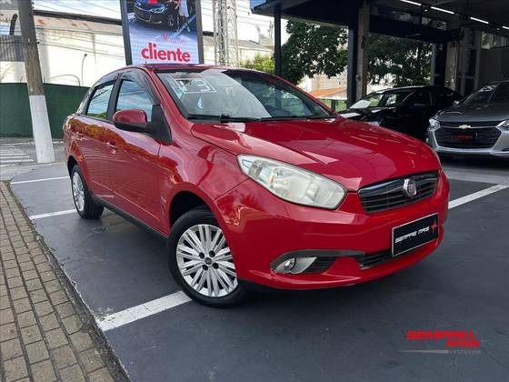 FIAT GRAND SIENA 1.4 MPI ATTRACTIVE 8V FLEX 4P MANUAL FIAT GRAND SIENA 1.4 MPI ATTRACTIVE 8V FLEX 4P MANUAL